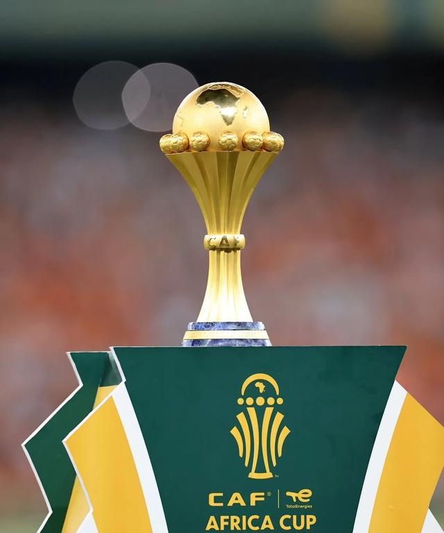 阿布拉汗总结2025：谢谢这一年的滚烫，谢谢所有“我们”（阿布拉汗2025年终盘点：致敬这一年的炽热，感谢所有的我们）