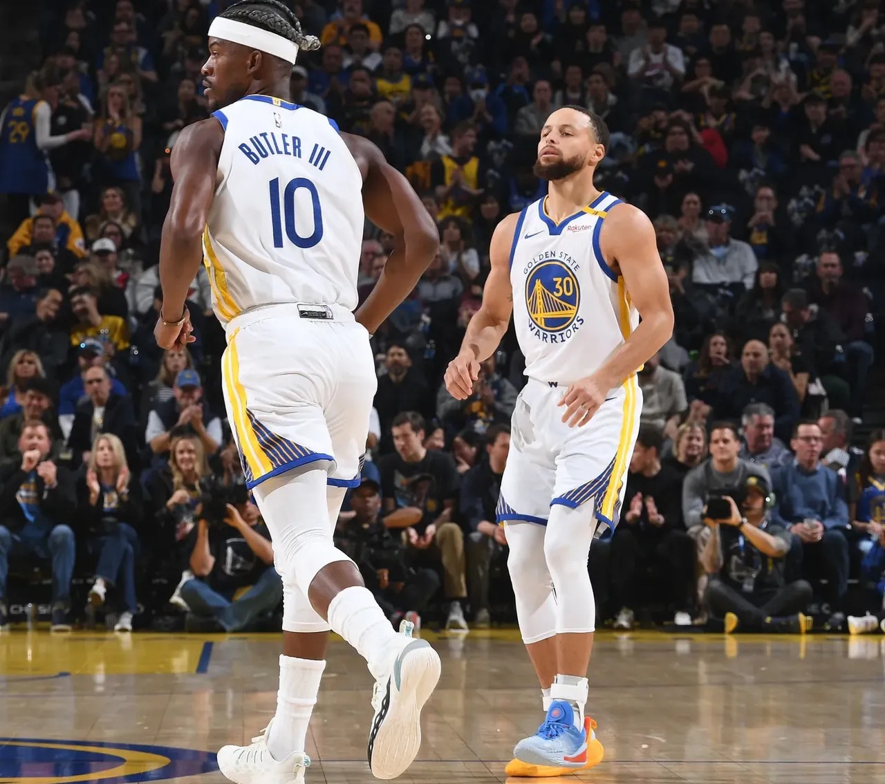 因为曾被纪律处罚，穆斯卡特无缘中超最佳教练候选（曾受纪律处分，穆斯卡特无缘中超最佳教练提名）