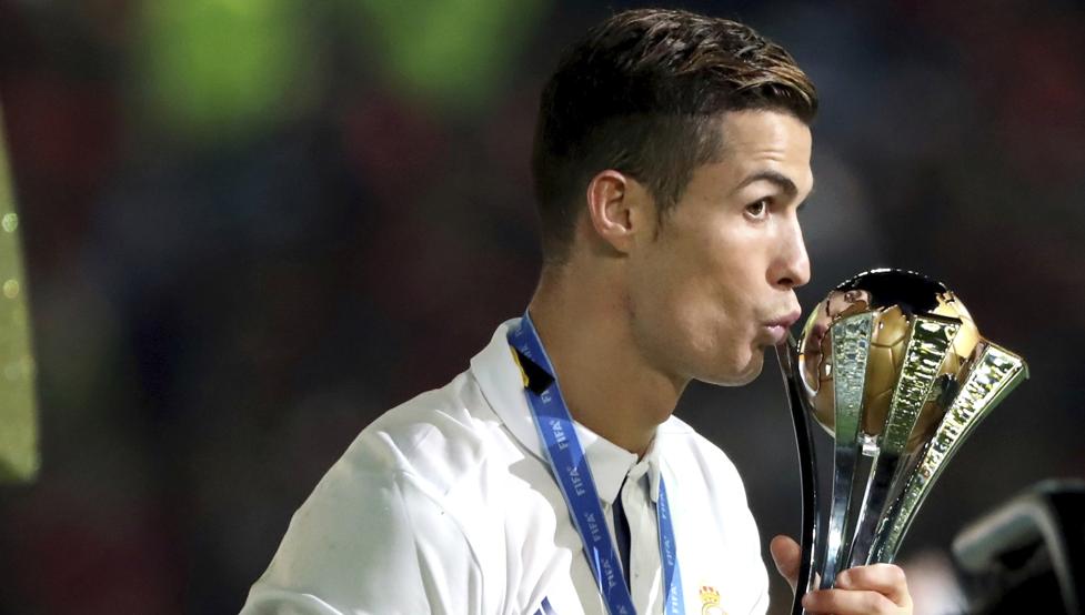 内马尔社媒向球迷致歉：联赛最后阶段加油，为我送点感到抱歉（内马尔发文致歉：为送点抱歉，联赛冲刺阶段全力以赴）