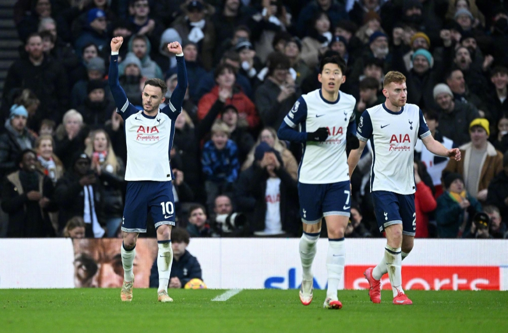 名记：苏亚雷斯拒绝乌拉圭民族邀请，暂时不考虑回归家乡球队（权威记者：苏亚雷斯婉拒乌拉圭民族队邀约，短期内无意回归家乡俱乐部）