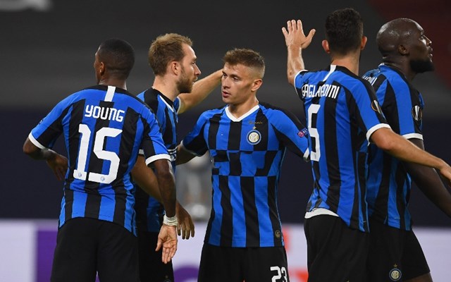 邮报：曼联询问多纳鲁马转会可能性，转会费与工资都超出预算（邮报：曼联探讨引进多纳鲁马，但转会费与薪资要求均超预算）