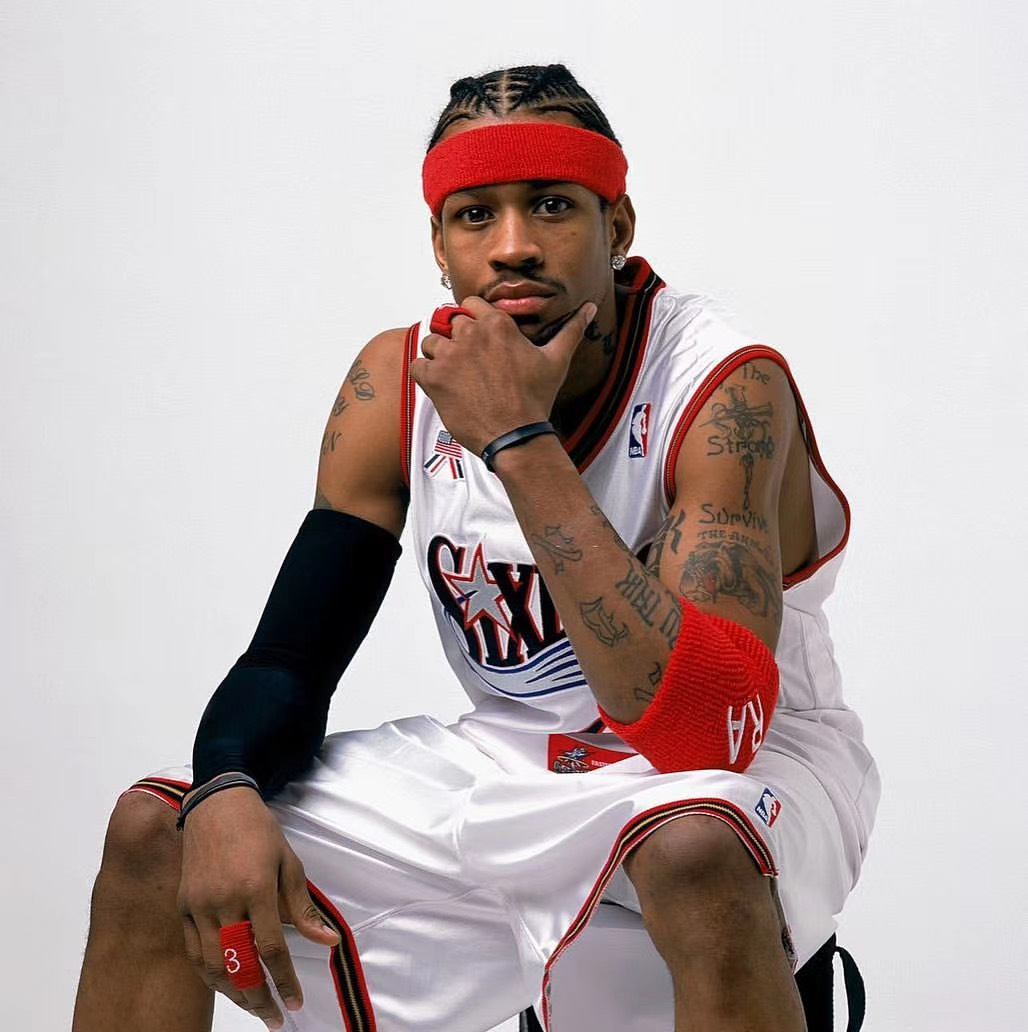 坎比亚索：我更习惯于踢右路；在尤文不赢球大家看一切都消极（坎比亚索：更适应右路；尤文不胜时外界评价倾向负面）