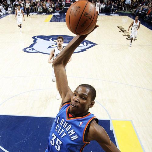 媒体人谈邵佳一：当年克林斯曼带德国前的履历更是一张白纸（媒体人谈邵佳一：克林斯曼接手德国队前几乎毫无执教资历）