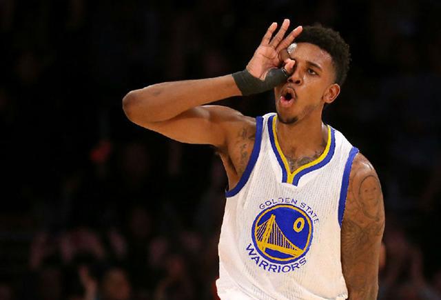 王钰栋新经纪公司：曾代理莱万、拜尔，旗下球员多在德国、瑞士踢球（王钰栋签约新经纪公司：曾服务莱万、拜尔，客户多活跃于德国与瑞士赛场）