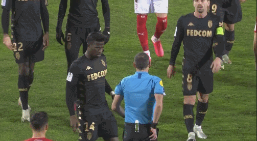 体坛：定南赣联外援埃里克斯或随刘建业加盟重庆铜梁龙（体坛称：定南赣联外援埃里克斯或将随刘建业一同加盟重庆铜梁龙）