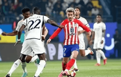 4-0横扫！意甲榜首易主，国米挤掉米兰，法布雷加斯惨败（4-0完胜！意甲头名易位，国米力压米兰，法布雷加斯吞惨败）